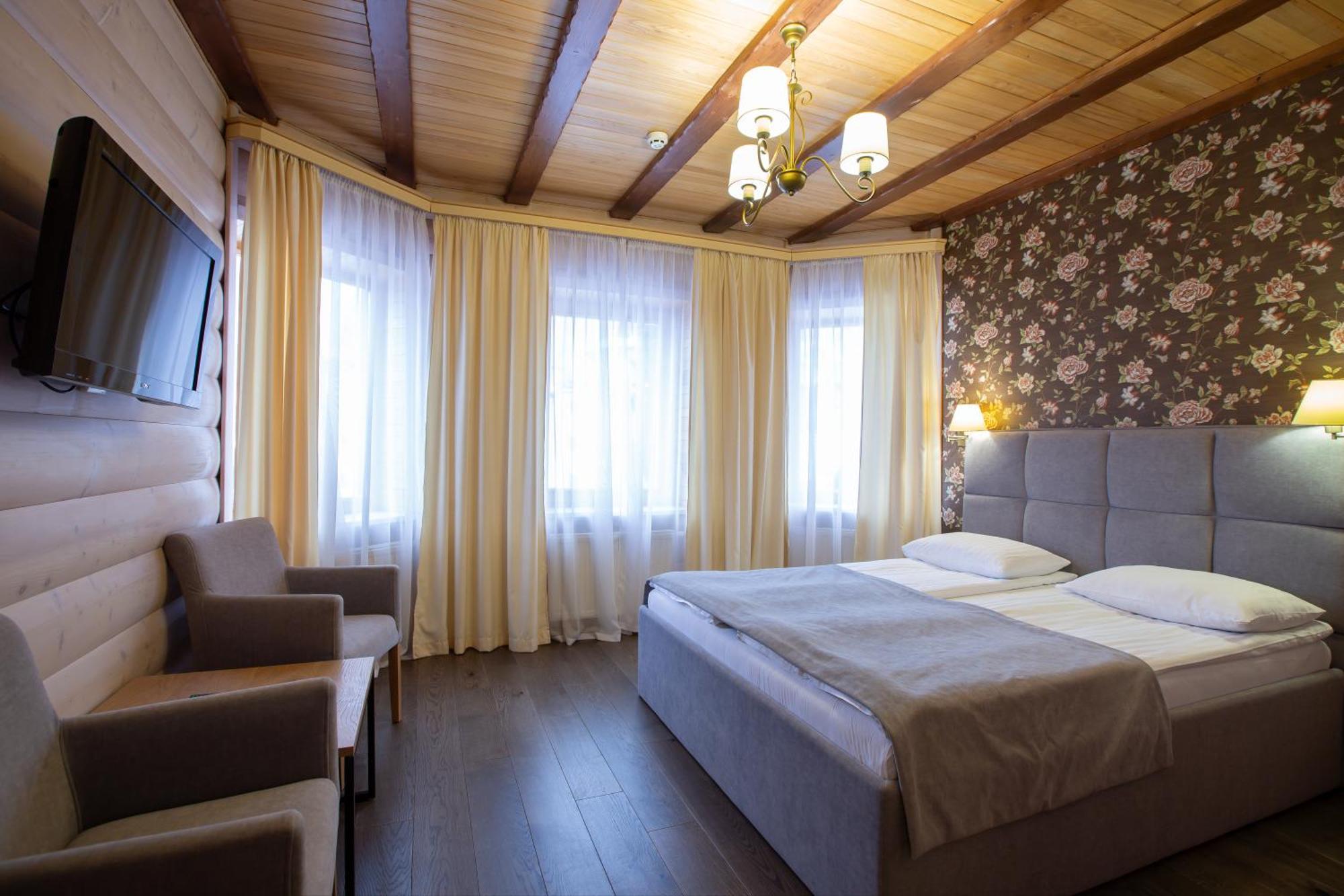 Korona Hotel&Spa バコヴェル エクステリア 写真